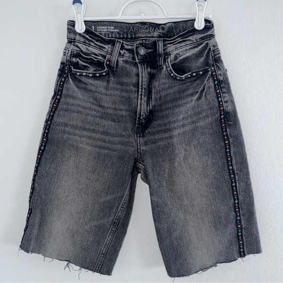 High Waisted Bermuda Shorts - Picture 4 of 8